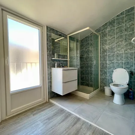 Hébergement de vacances Maison Du Canal Avec Cour Privee *