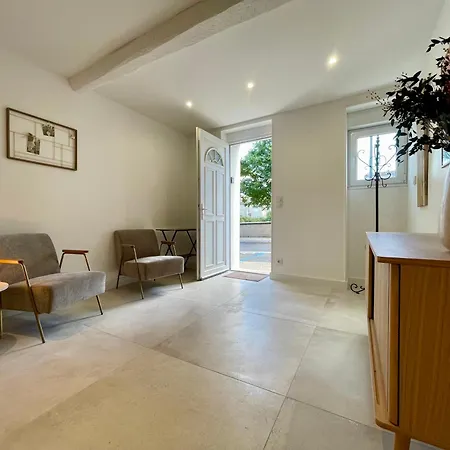 Maison Du Canal Avec Cour Privee قرقشونه